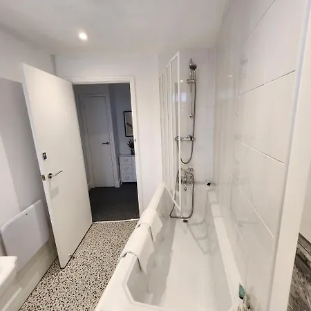 The Borough Apartment Canterbury Esterno foto